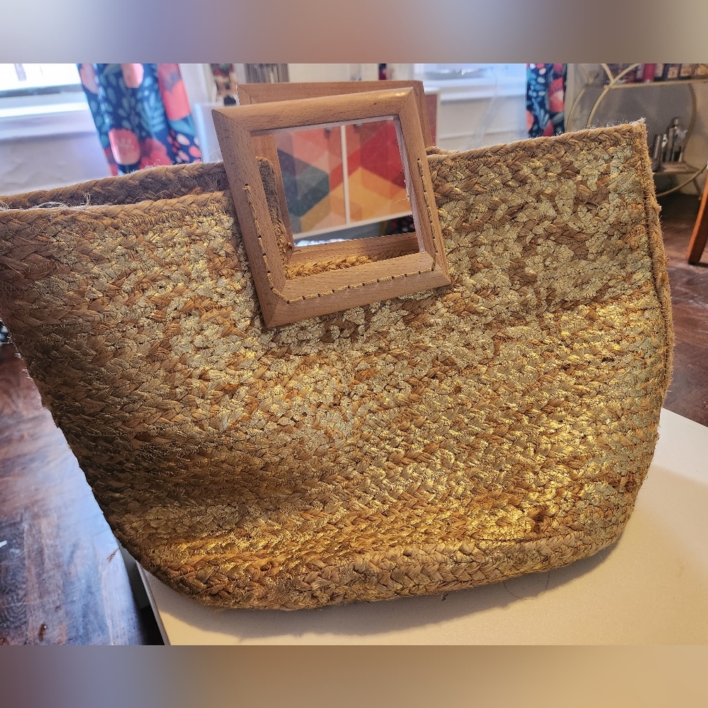 Gold jute bag